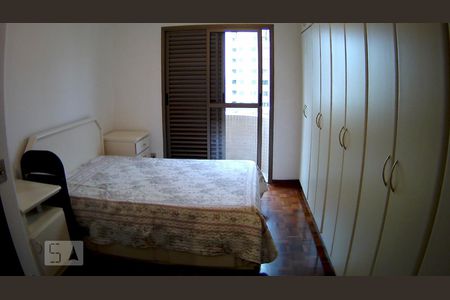 Suíte de apartamento à venda com 3 quartos, 107m² em Santo Antônio, São Caetano do Sul