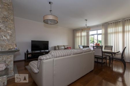 Sala de casa à venda com 4 quartos, 468m² em Jardim Avelino, São Paulo