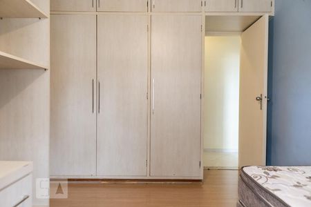 Quarto de apartamento para alugar com 3 quartos, 113m² em Ponta da Praia, Santos