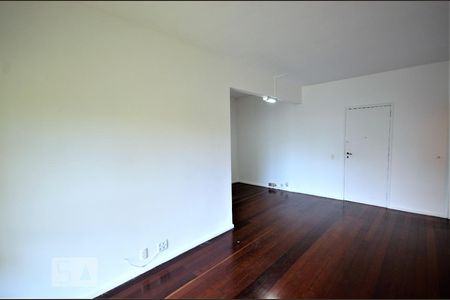 Sala de apartamento para alugar com 2 quartos, 79m² em Botafogo, Rio de Janeiro