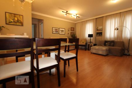 Sala de apartamento para alugar com 2 quartos, 65m² em Vila Izabel, Curitiba