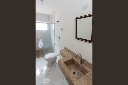 Casa à venda com 105m², 2 quartos e 1 vaga Casa à venda com 105m², 2 quartos e 1 vagaBanheiro