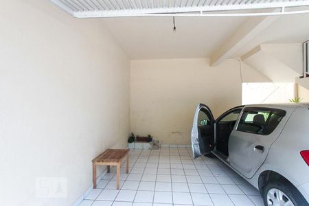 Casa à venda com 105m², 2 quartos e 1 vaga Casa à venda com 105m², 2 quartos e 1 vagaGaragem