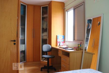 Quarto 2 de apartamento para alugar com 2 quartos, 55m² em Vila Valparaíso, Santo André