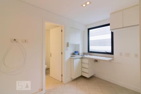 Cozinha de apartamento para alugar com 1 quarto, 32m² em Vila Nova Conceição, São Paulo