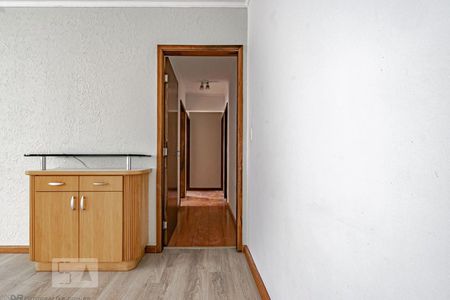 Corredor de apartamento para alugar com 3 quartos, 105m² em Ahú, Curitiba