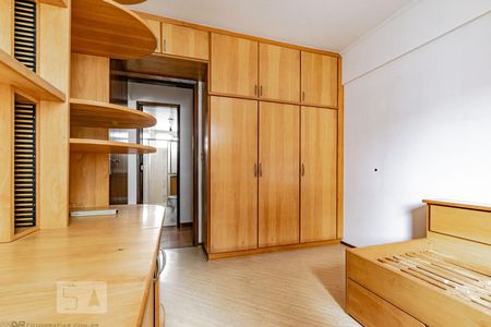 1º Dormitório de apartamento para alugar com 3 quartos, 105m² em Ahú, Curitiba