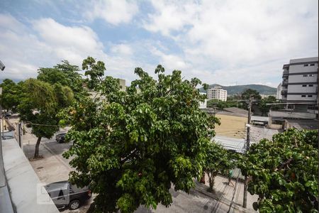 Vista Sala de apartamento para alugar com 2 quartos, 92m² em Taquara, Rio de Janeiro