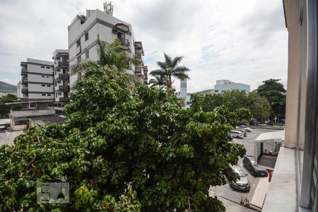 Vista Sala de apartamento para alugar com 2 quartos, 92m² em Taquara, Rio de Janeiro