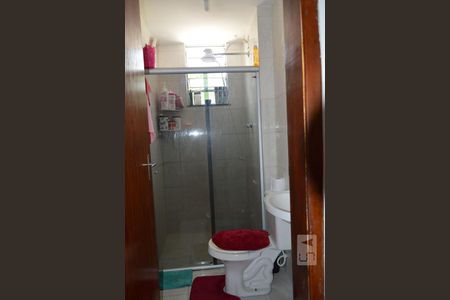 Banheiro de apartamento à venda com 2 quartos, 51m² em Barreto, Niterói