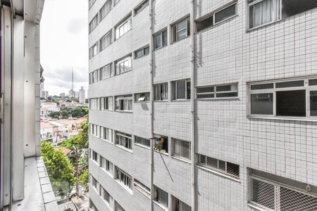 Sala - Vista de apartamento à venda com 2 quartos, 60m² em Sumaré, São Paulo