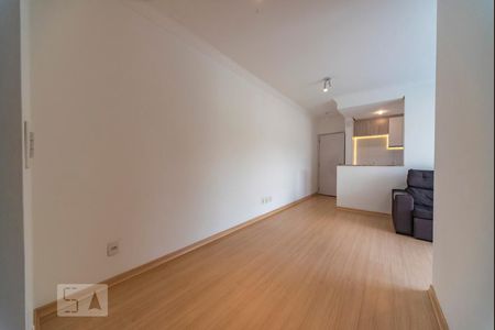 Sala de apartamento para alugar com 2 quartos, 57m² em Jardim Sílvia, Santo André