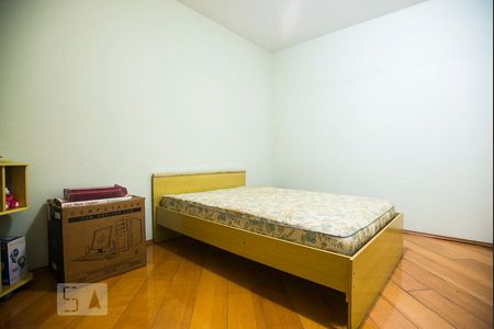 Quarto de casa à venda com 3 quartos, 200m² em Vila Miriam, São Paulo