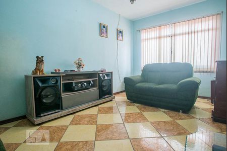 Sala de casa à venda com 3 quartos, 200m² em Vila Miriam, São Paulo