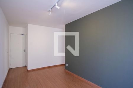 Sala de apartamento para alugar com 3 quartos, 59m² em Santa Rosa, Niterói