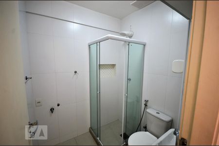 Banheiro de apartamento para alugar com 1 quarto, 30m² em Centro, Rio de Janeiro