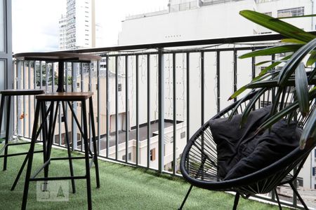 Varanda de kitnet/studio à venda com 1 quarto, 29m² em República, São Paulo