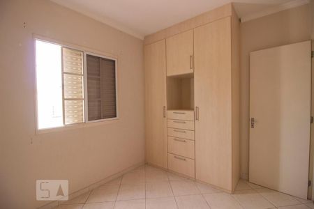 Quarto 1 - Armários de apartamento para alugar com 2 quartos, 62m² em Gramadão, Jundiaí