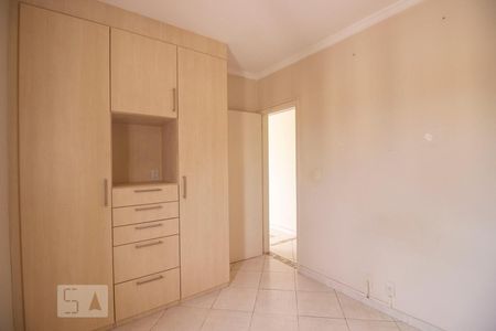 Quarto 1 - Armários de apartamento para alugar com 2 quartos, 62m² em Gramadão, Jundiaí