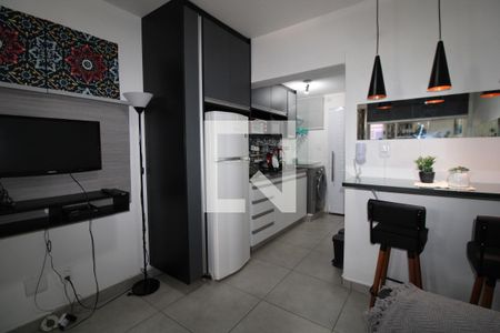 Sala de kitnet/studio para alugar com 1 quarto, 35m² em Centro, Campinas