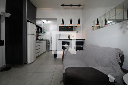 Sala de kitnet/studio para alugar com 1 quarto, 35m² em Centro, Campinas