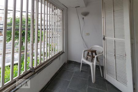 Sacada de casa à venda com 3 quartos, 150m² em Vila Lageado, São Paulo