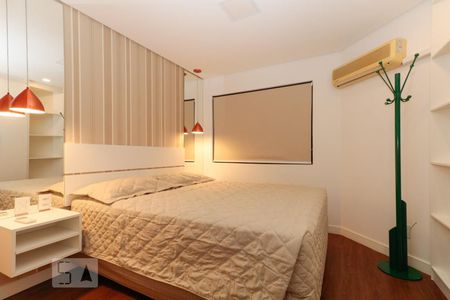 Quarto de kitnet/studio à venda com 1 quarto, 42m² em Jardim Paulistano, São Paulo