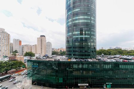 Vista de kitnet/studio à venda com 1 quarto, 42m² em Jardim Paulistano, São Paulo