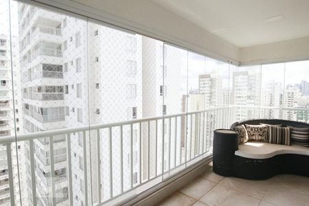 Sacada de apartamento para alugar com 3 quartos, 108m² em Jardim Goiás, Goiânia