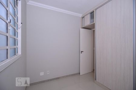 Quarto 1 de apartamento à venda com 2 quartos, 45m² em Itapoã, Belo Horizonte