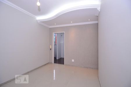 Sala de apartamento à venda com 2 quartos, 45m² em Itapoã, Belo Horizonte