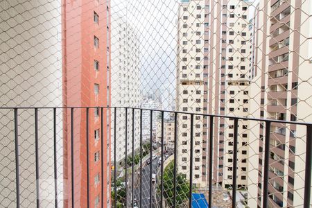 Sacada de apartamento à venda com 3 quartos, 83m² em Cambuci, São Paulo