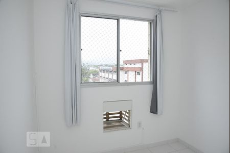 Quarto 1 de apartamento para alugar com 2 quartos, 42m² em Taquara, Rio de Janeiro