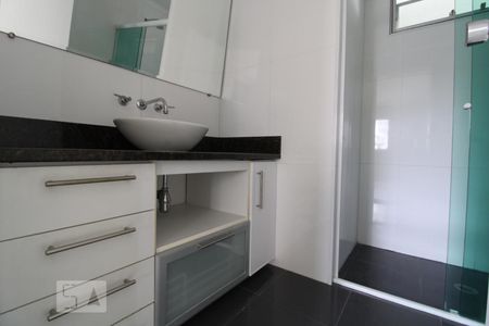 Banheiro de apartamento à venda com 1 quarto, 70m² em Cidade Monções, São Paulo