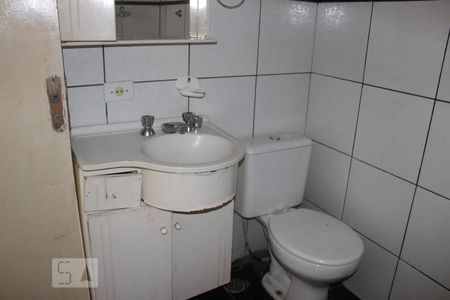 Banheiro de casa à venda com 6 quartos, 160m² em Vila União (zona Leste), São Paulo