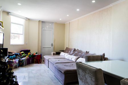 Casa de condomínio à venda com 150m², 3 quartos e 2 vagasDetalhe Sala