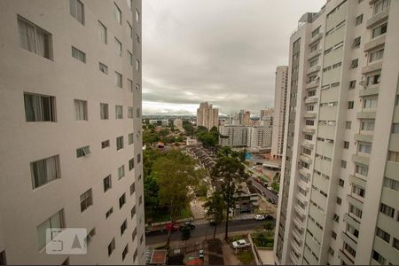 Vista do Quarto 2 de apartamento para alugar com 2 quartos, 55m² em Cristo Rei, Curitiba