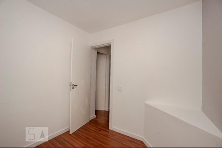 Quarto 2 de apartamento para alugar com 2 quartos, 55m² em Cristo Rei, Curitiba
