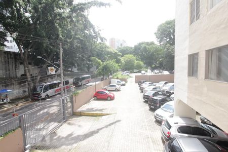 Vista do quarto 1 de apartamento para alugar com 2 quartos, 50m² em Real Parque, São Paulo