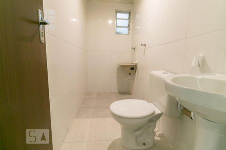 Banheiro / Lavanderia de kitnet/studio para alugar com 1 quarto, 20m² em Penha de França, São Paulo