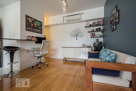 Sala de apartamento para alugar com 2 quartos, 75m² em Vila Cordeiro, São Paulo