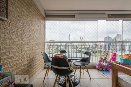 Varanda de apartamento para alugar com 2 quartos, 75m² em Vila Cordeiro, São Paulo