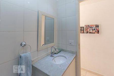 Apartamento à venda com 75m², 3 quartos e 2 vagas Apartamento à venda com 75m², 3 quartos e 2 vagasBanheiro