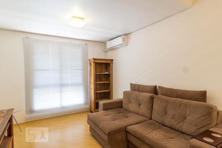 Sala de apartamento para alugar com 3 quartos, 100m² em Boa Vista, Porto Alegre