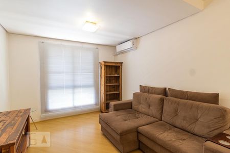 Sala de apartamento para alugar com 3 quartos, 100m² em Boa Vista, Porto Alegre