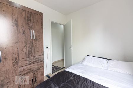 Quarto 1 de apartamento para alugar com 2 quartos, 40m² em São Pedro, Osasco