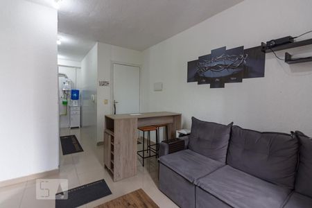 Sala de apartamento à venda com 2 quartos, 40m² em São Pedro, Osasco