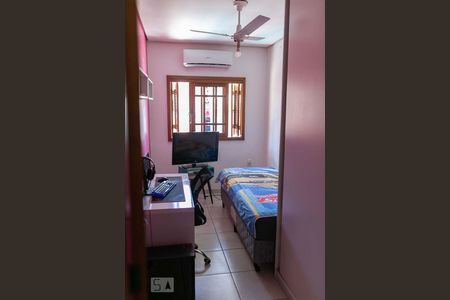 Casa à venda com 220m², 4 quartos e 3 vagas Casa à venda com 220m², 4 quartos e 3 vagasQuarto 2