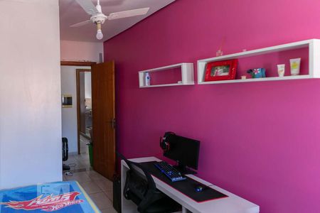 Casa à venda com 220m², 4 quartos e 3 vagas Casa à venda com 220m², 4 quartos e 3 vagasQuarto 2