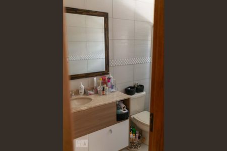 Casa à venda com 220m², 4 quartos e 3 vagas Casa à venda com 220m², 4 quartos e 3 vagasBanheiro da Suíte